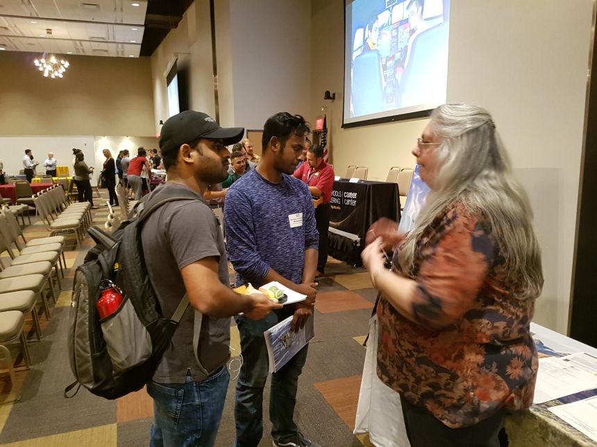 JoAnne Baker and undergrads at 2018 ASU Polytech Career Night